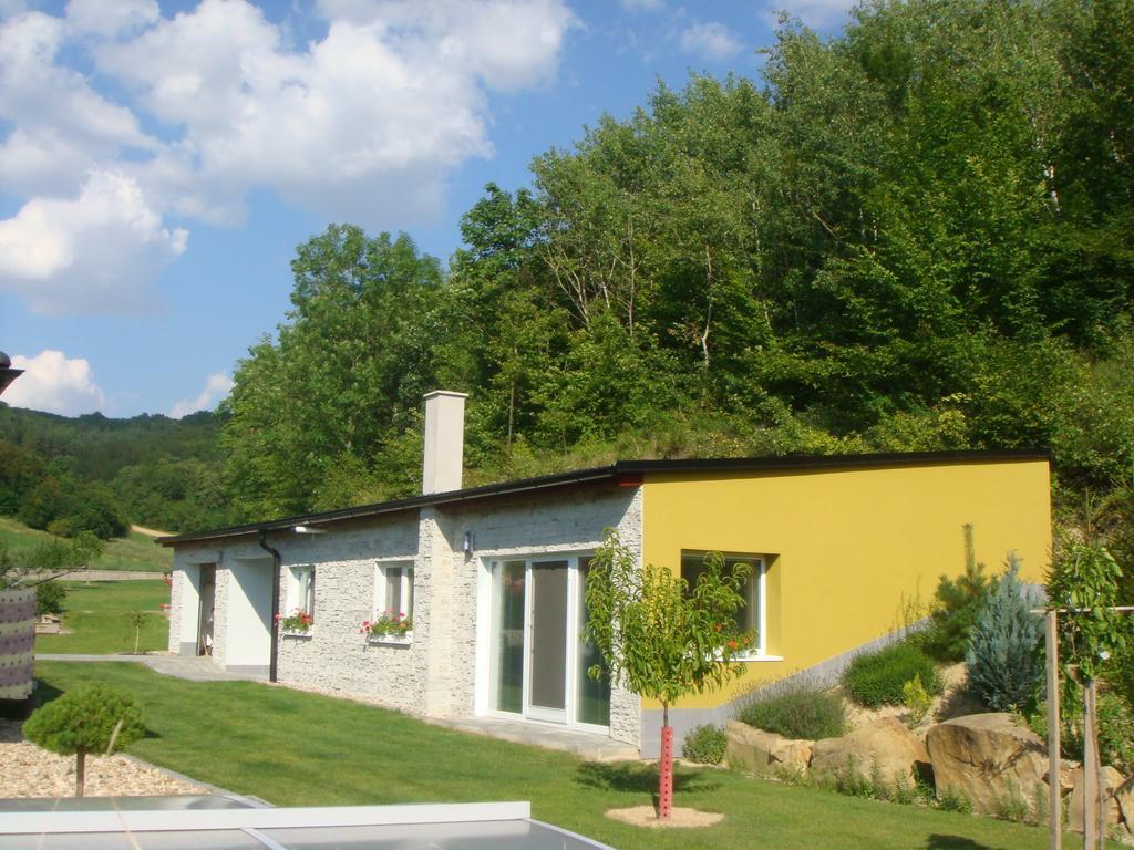 Kurdejov Apartment Hustopece